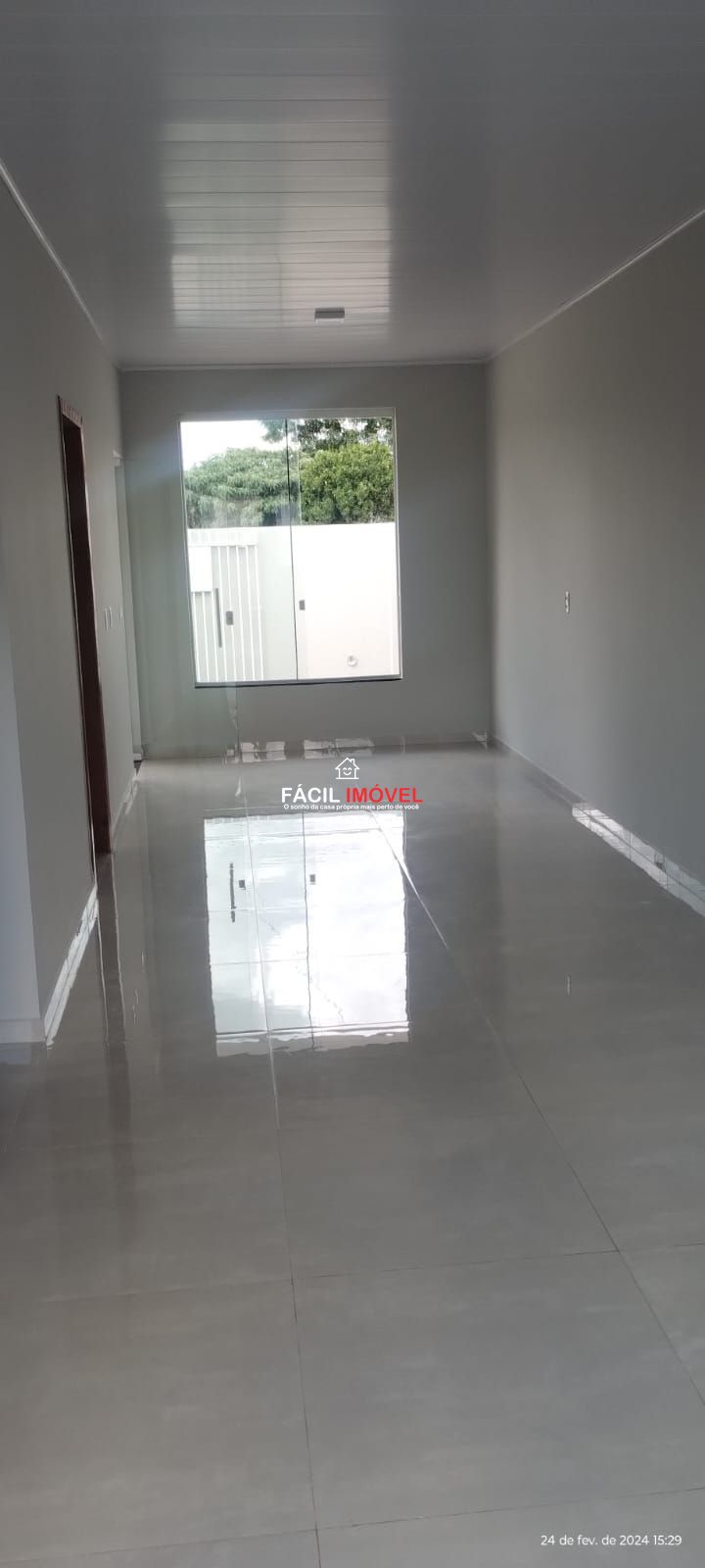 Casa à venda com 2 quartos, 55m² - Foto 4