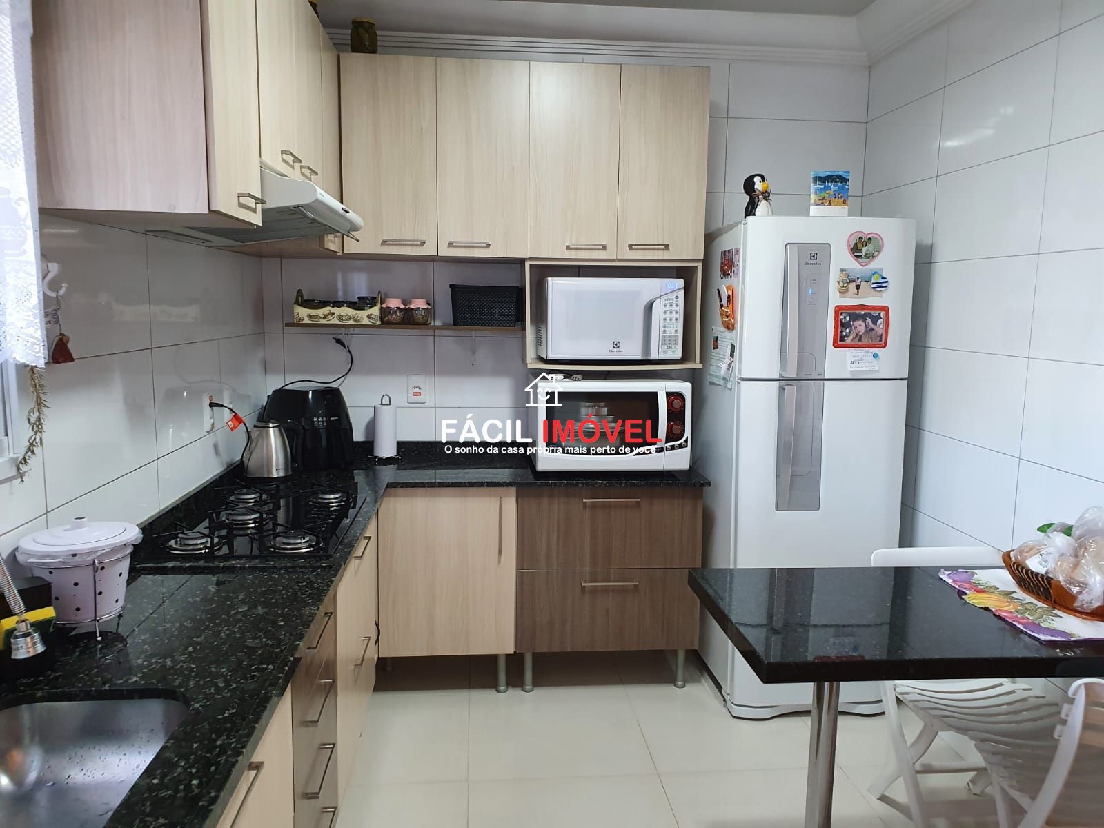 Apartamento à venda com 2 quartos, 65m² - Foto 2