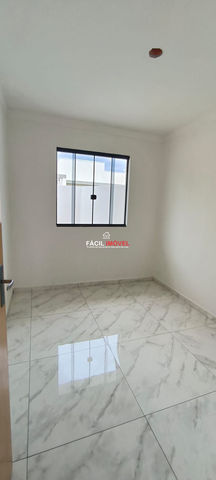 Casa à venda com 3 quartos, 55m² - Foto 7