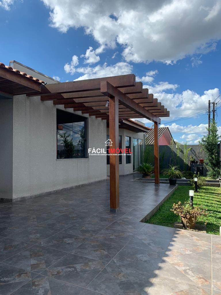 Casa, 3 quartos, 240 m² - Foto 1