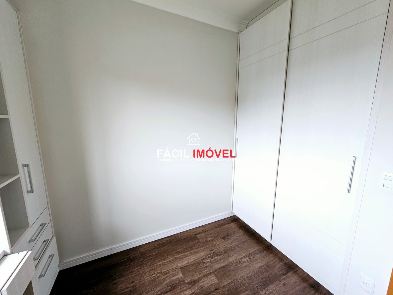 Apartamento à venda com 2 quartos, 70m² - Foto 10