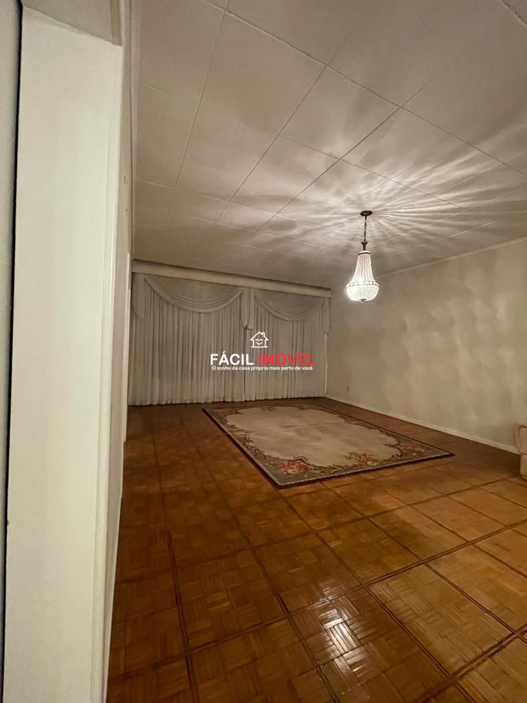 Casa à venda e aluguel com 4 quartos, 300m² - Foto 3