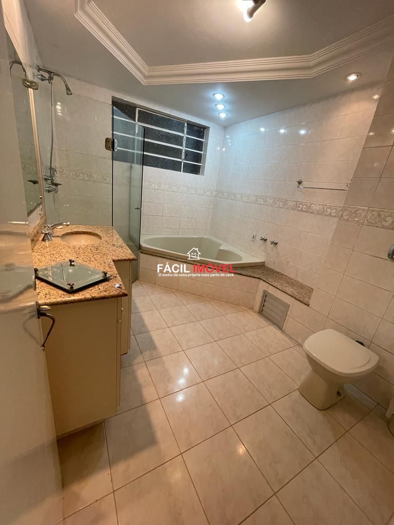 Casa à venda e aluguel com 4 quartos, 300m² - Foto 12