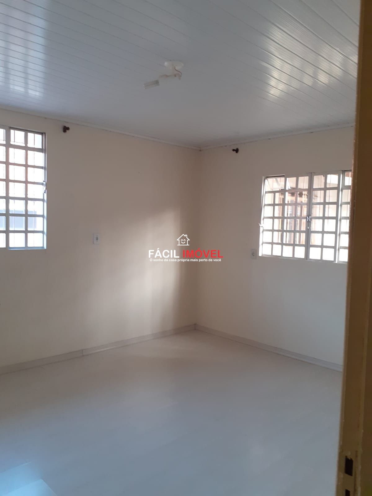 Casa à venda com 2 quartos, 120m² - Foto 11
