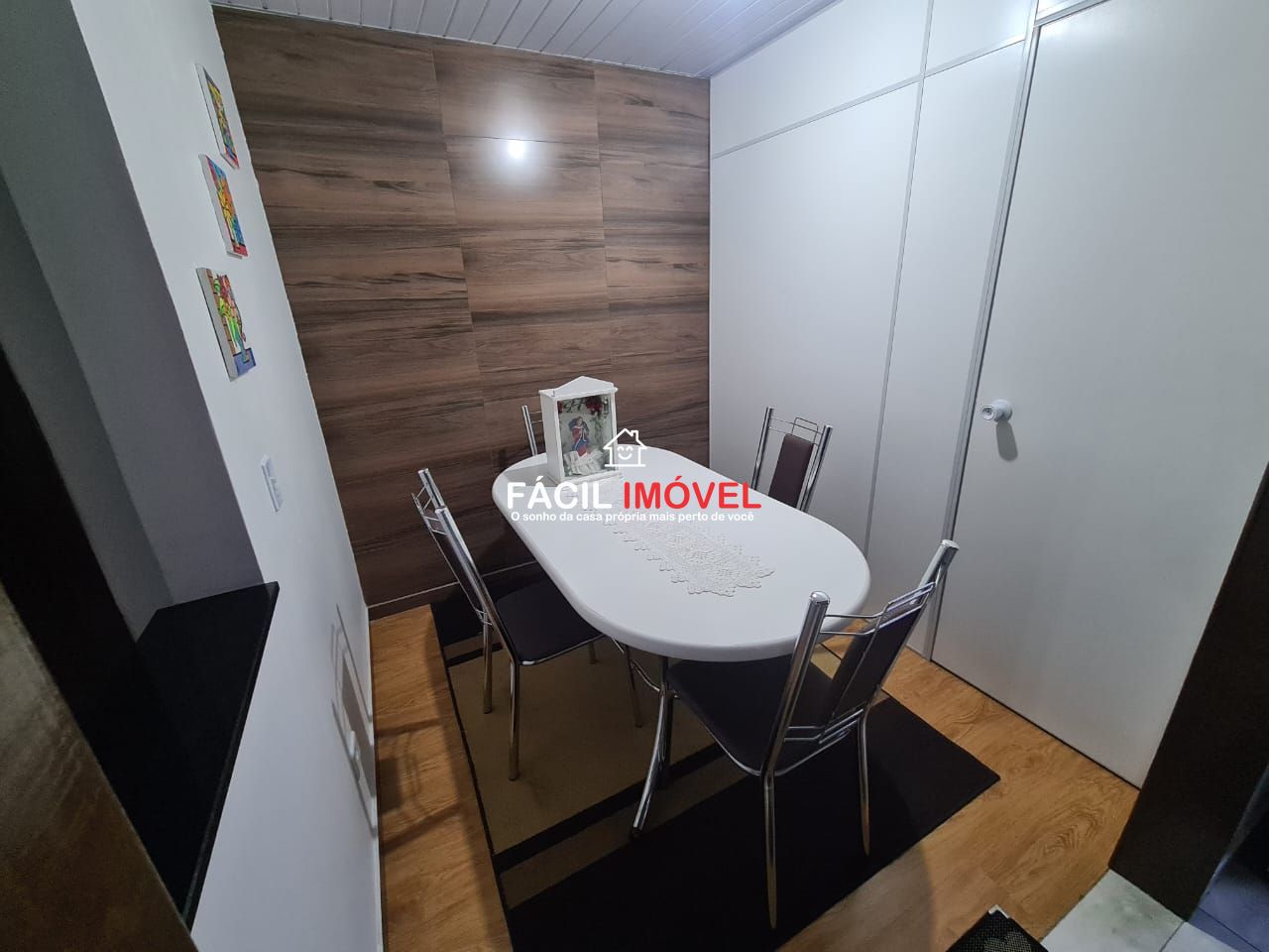 Casa à venda com 3 quartos, 60m² - Foto 5