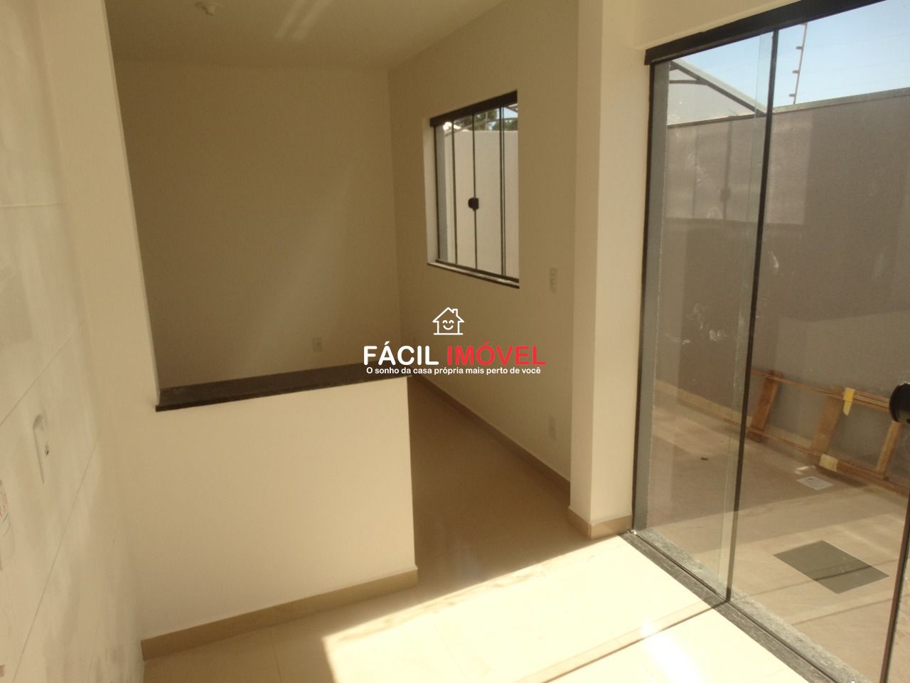 Casa à venda com 3 quartos, 120m² - Foto 4