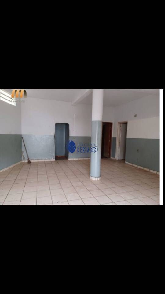Sobrado à venda  no Centro - Anápolis, GO. Imóveis