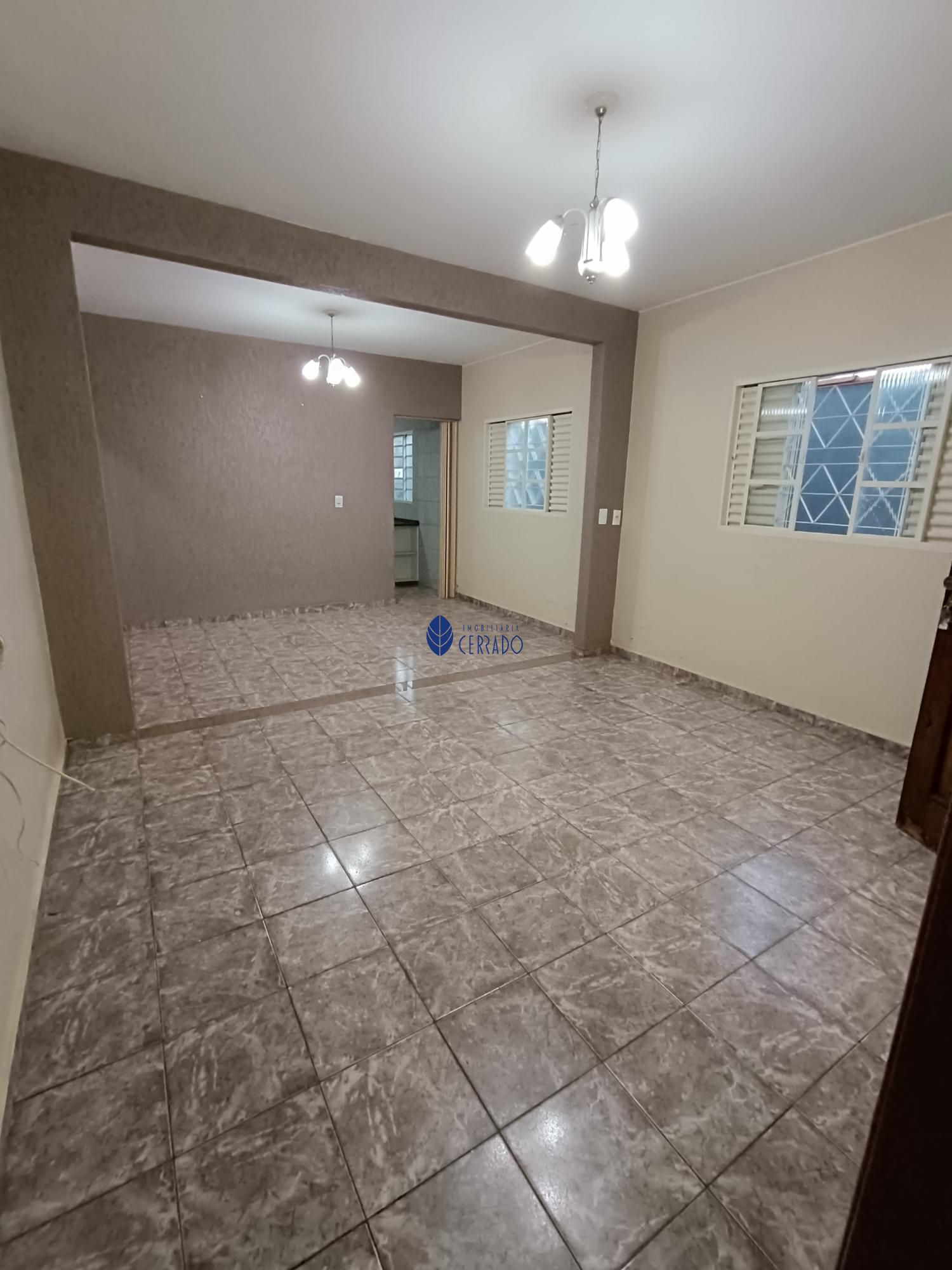 Casa com 3 Dormitórios para alugar, 130 m² por R$ 1.770,00