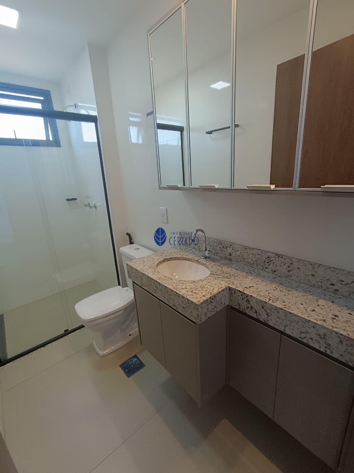 Apartamento para alugar com 3 quartos, 96m² - Foto 18