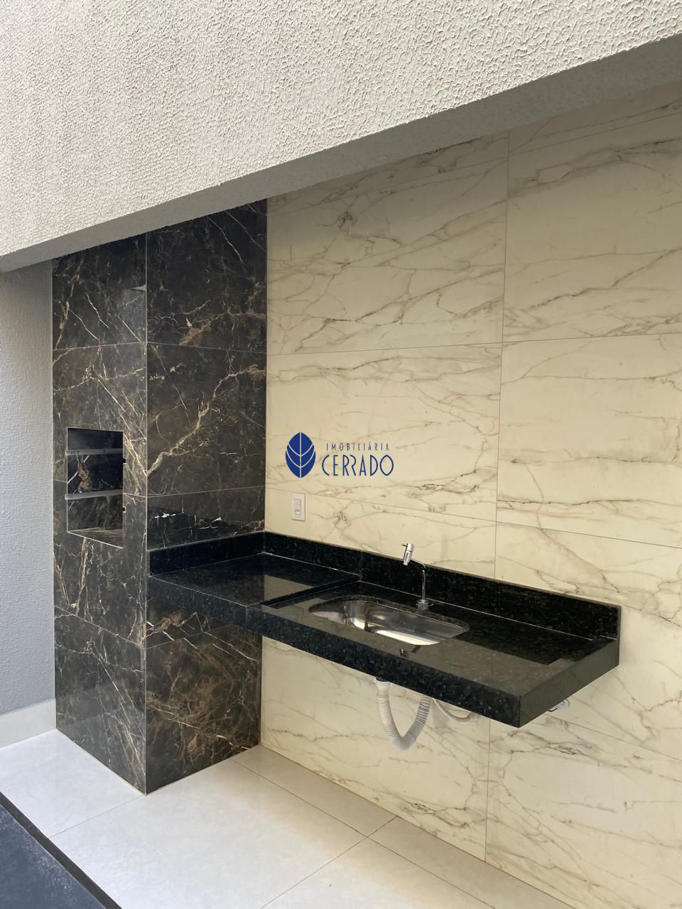Sobrado com 3 Dormitórios à venda, 100 m² por R$ 380.000,00