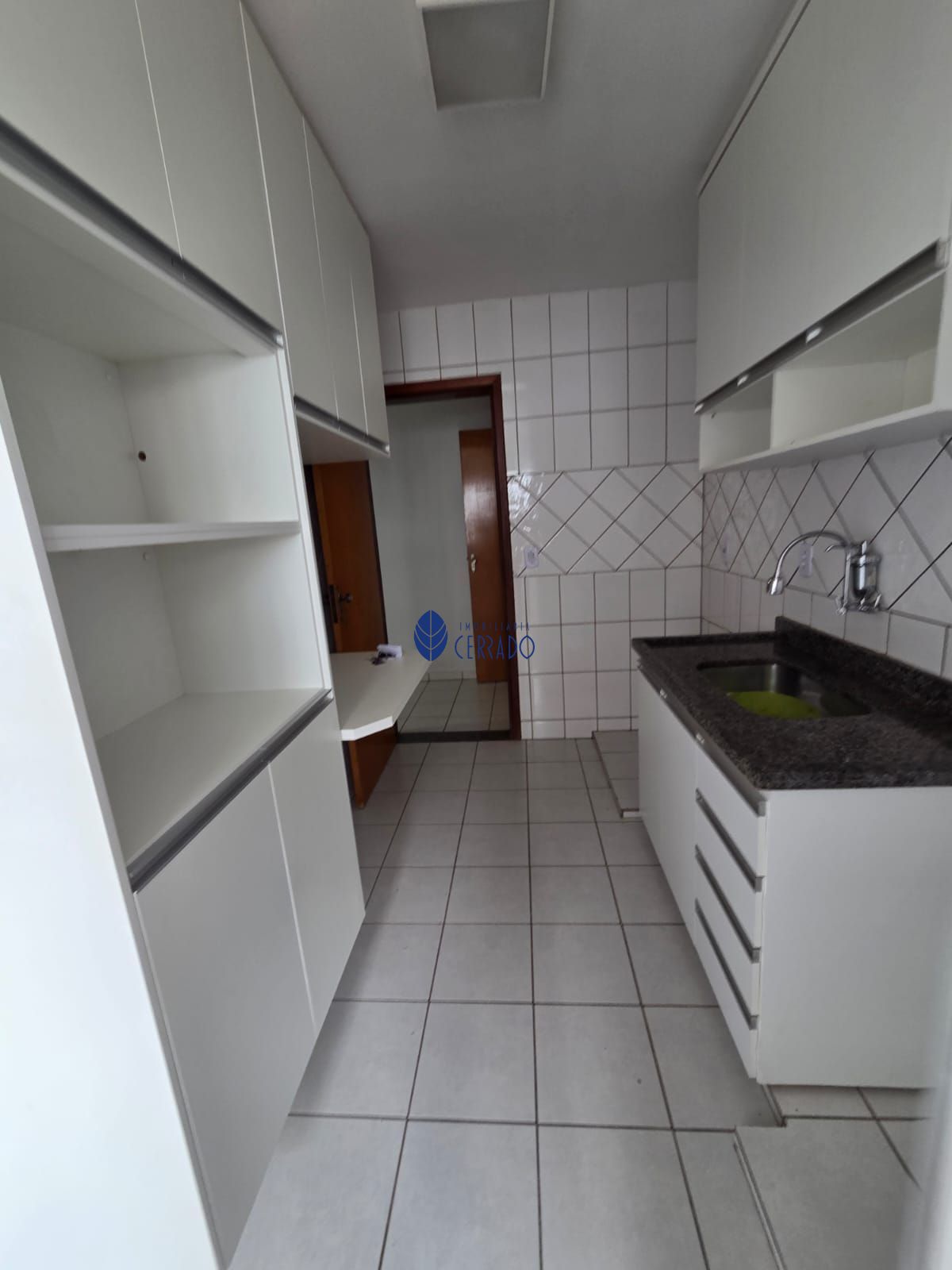 Apartamento para alugar com 3 quartos, 85m² - Foto 8