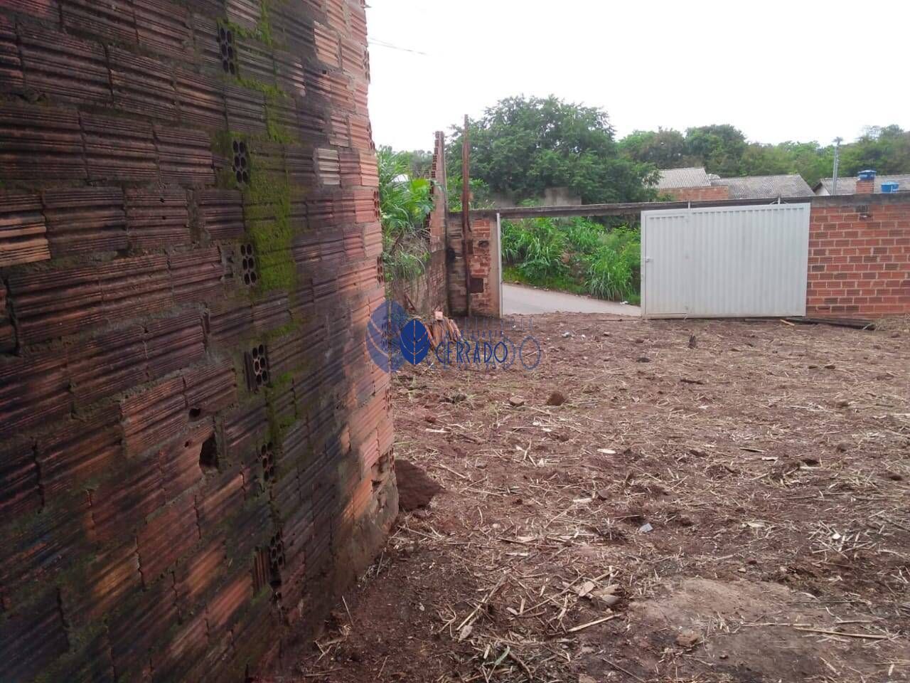 Lote/Terreno de 300m² no bairro Anexo Itamaraty, em Anápolis | Eu Corretor