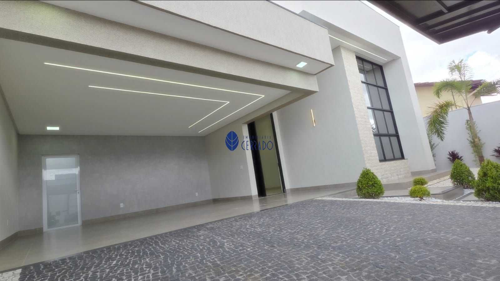 Casa, 4 quartos, 230 m² - Foto 2