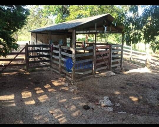 Fazenda/sítio/chácara/haras com 3 Dormitórios à venda, 120 m² por R$ 1.500.000,00