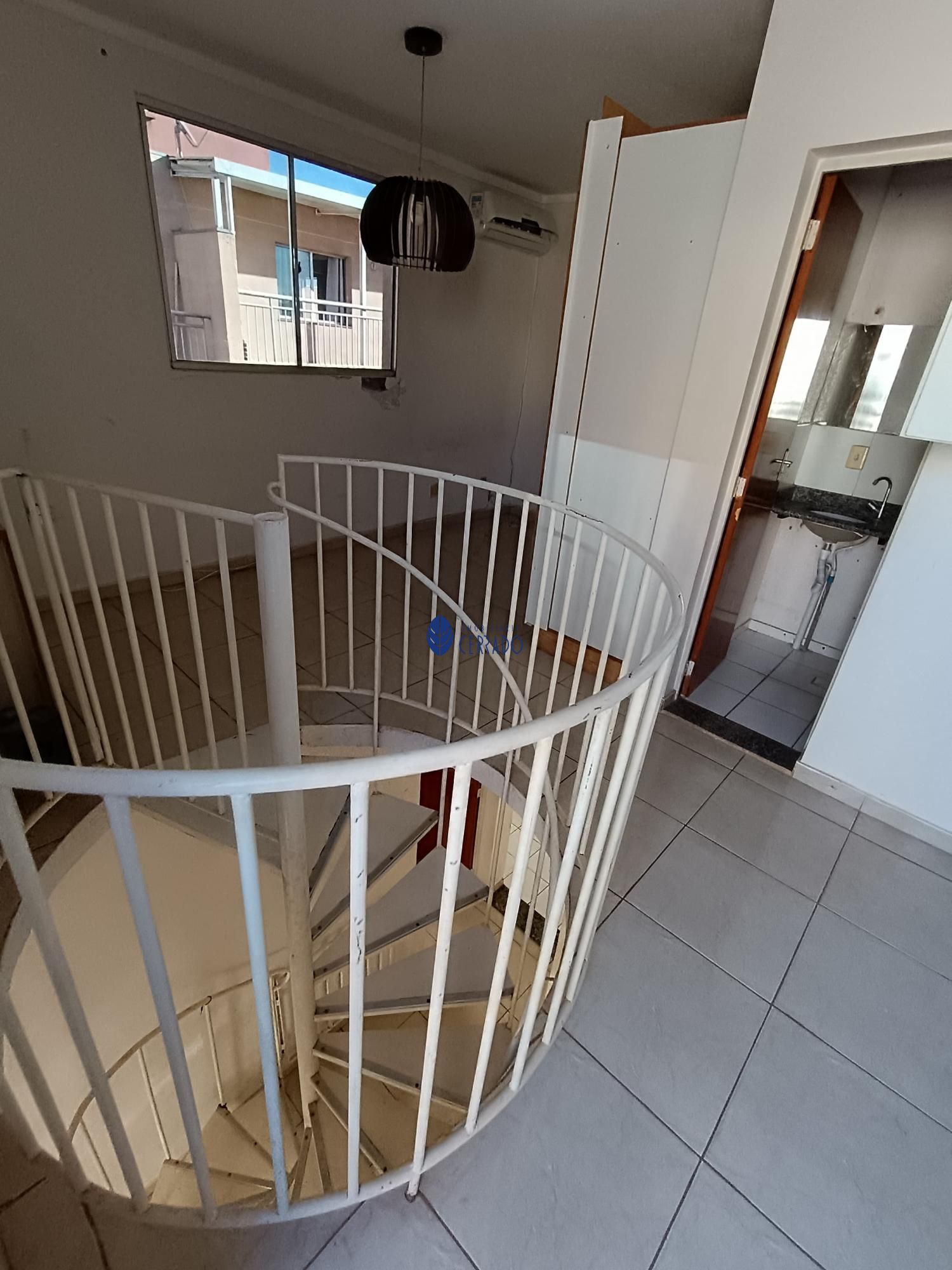 Apartamento com 3 Dormitórios para alugar, 63 m² por R$ 1.220,00