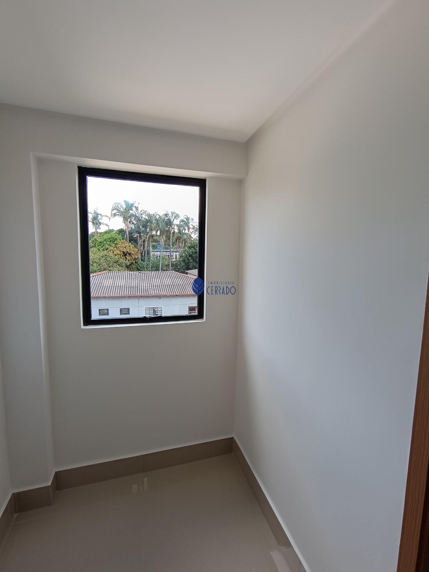 img187995530