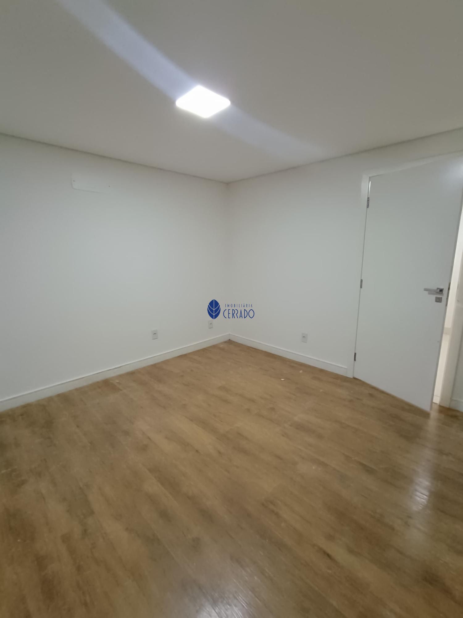 Apartamento com 2 Dormitórios para alugar, 75 m² por R$ 2.000,00