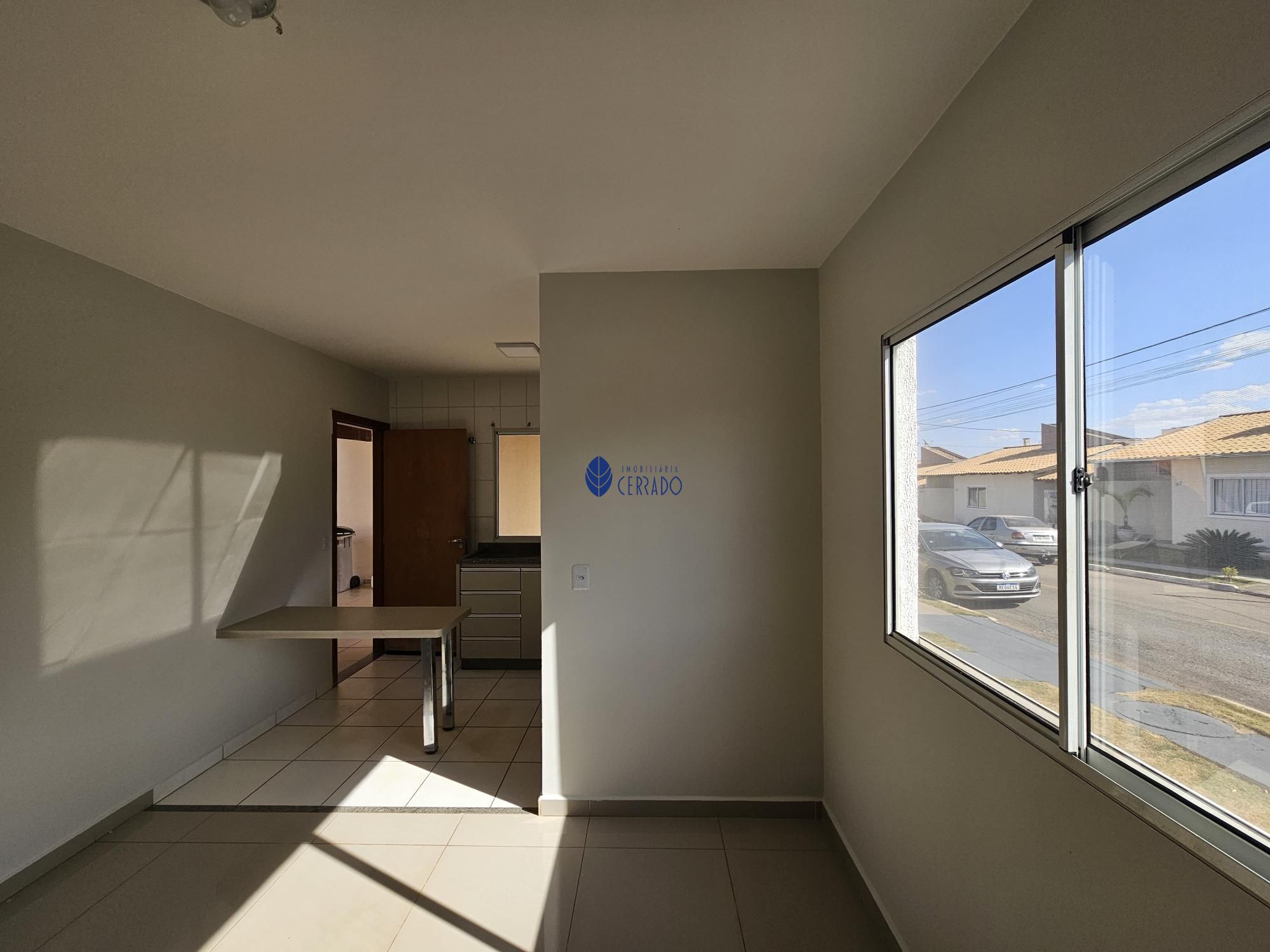 Casa com 3 Dormitórios para alugar, 100 m² por R$ 1.700,00