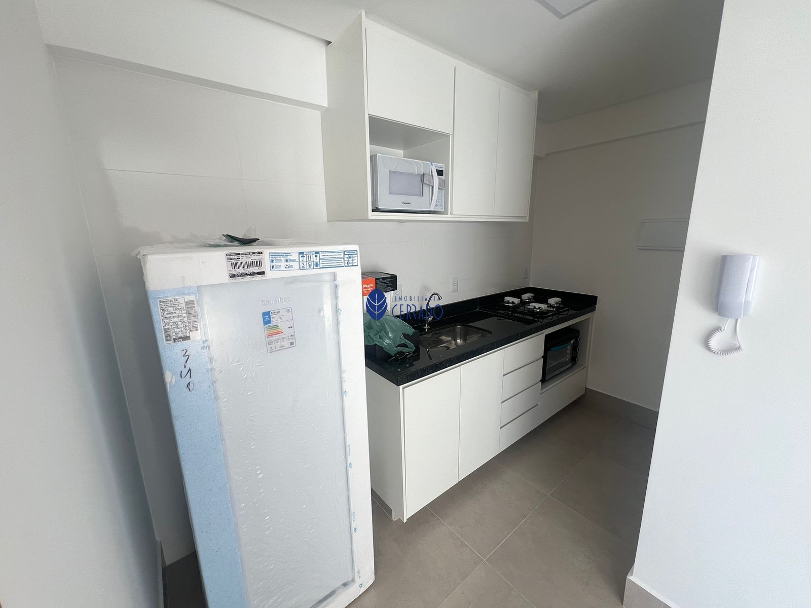 Apartamento à venda com 1 quarto, 36m² - Foto 2