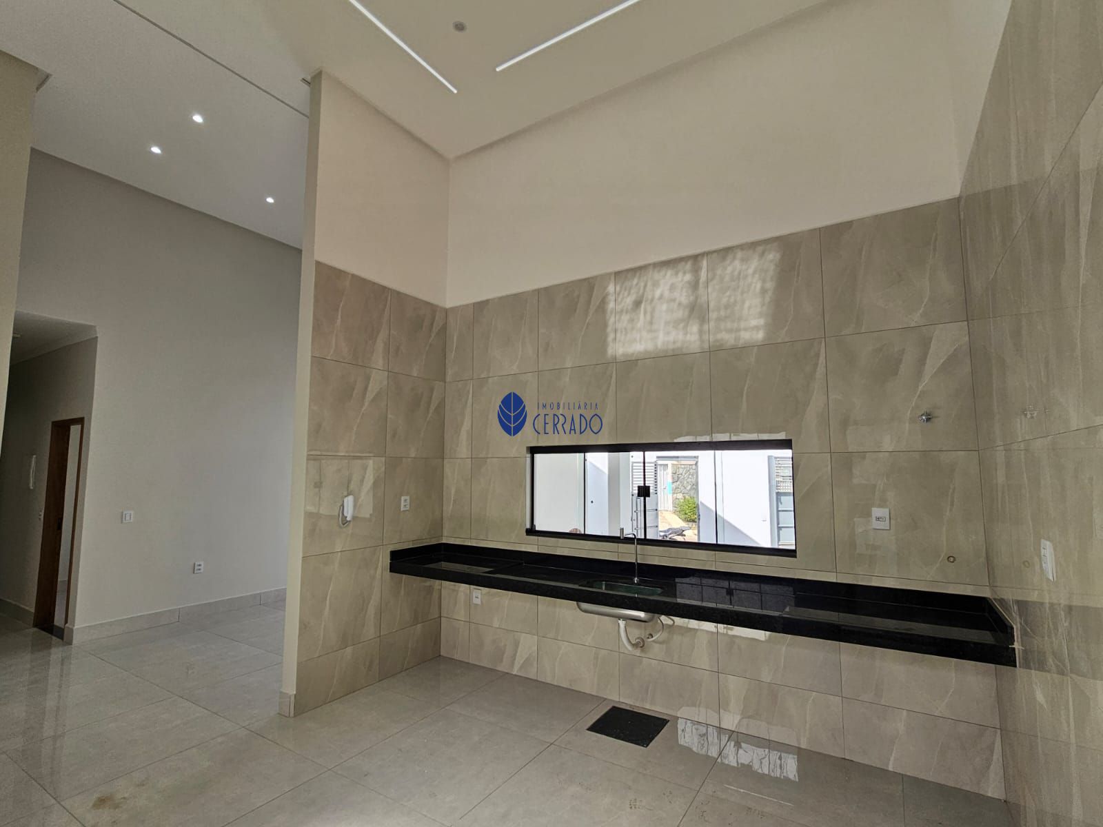 Casa com 3 Dormitórios à venda, 240 m² por R$ 580.000,00 Casa com 3 Dormitórios à venda, 240 m² por R$ 580.000,00