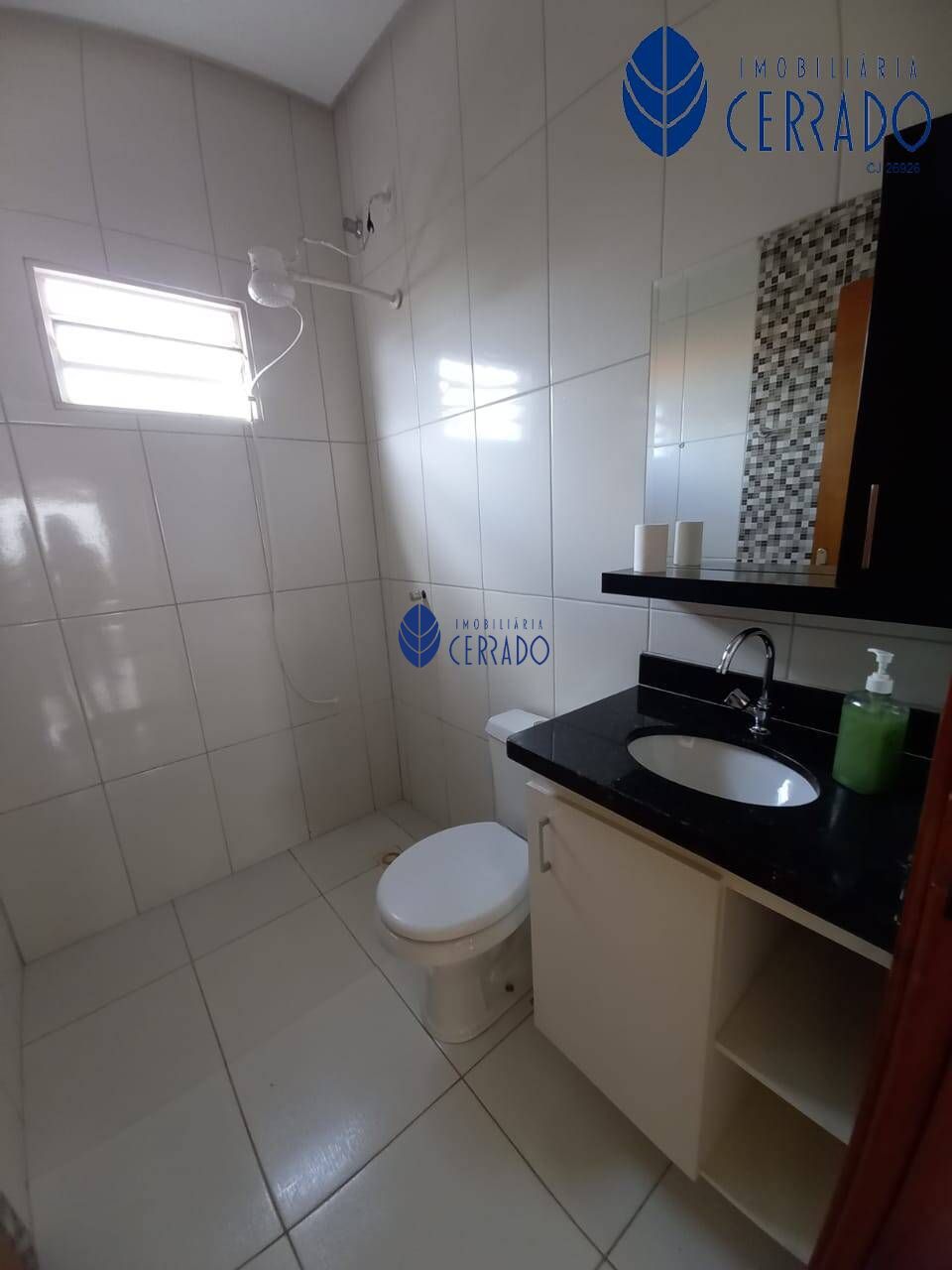 Casa à venda com 2 quartos, 90m² - Foto 13