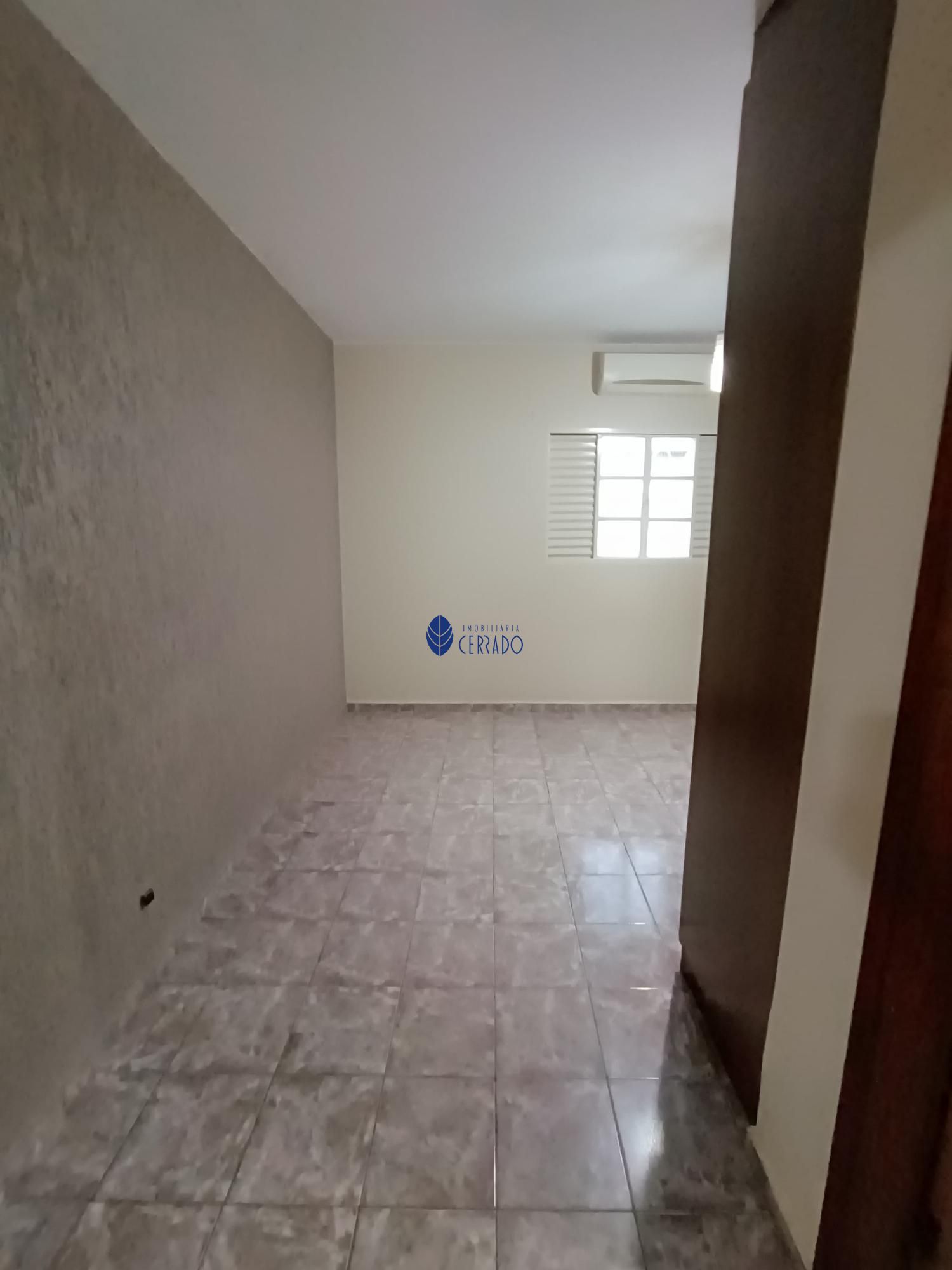 Casa com 3 Dormitórios para alugar, 130 m² por R$ 1.770,00