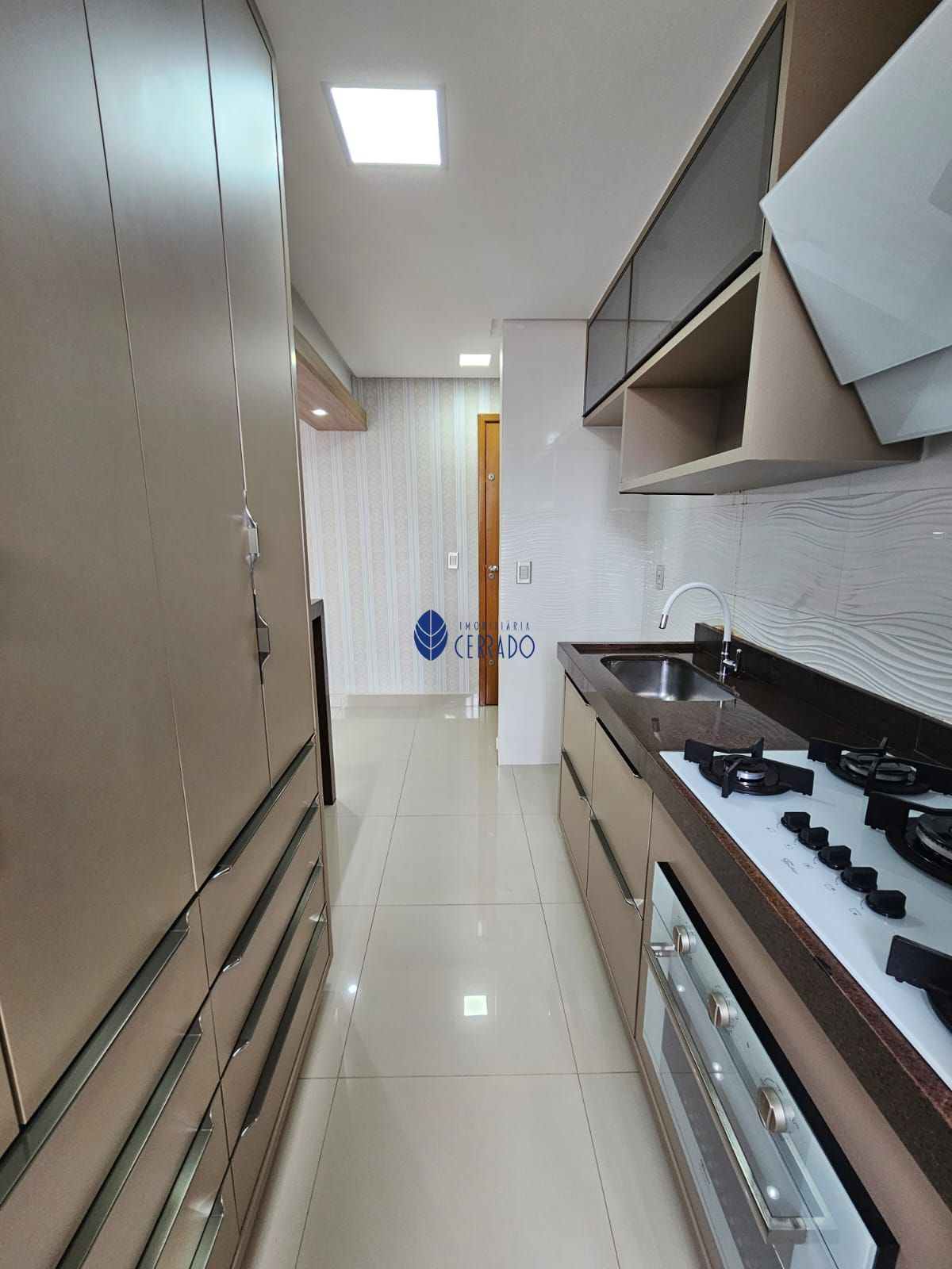 Apartamento para alugar com 2 quartos, 59m² - Foto 7