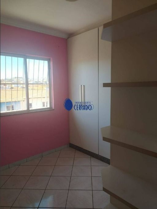 Apartamento à venda com 3 quartos, 72m² - Foto 4