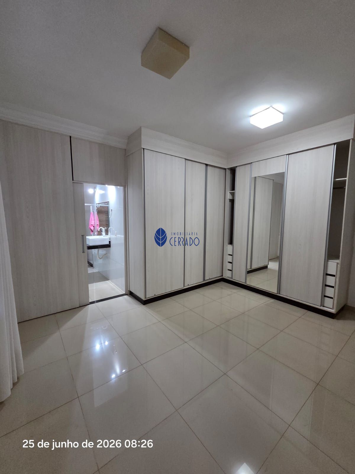 Casa à venda no anápolis city – exclusividade e segurança em