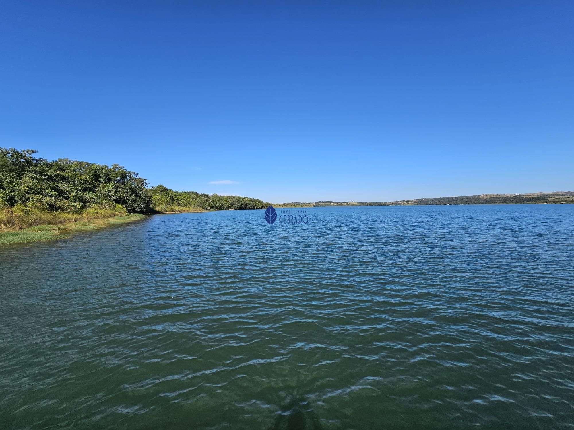Excelente lote no lago corumbá iv condomínio portal do prata