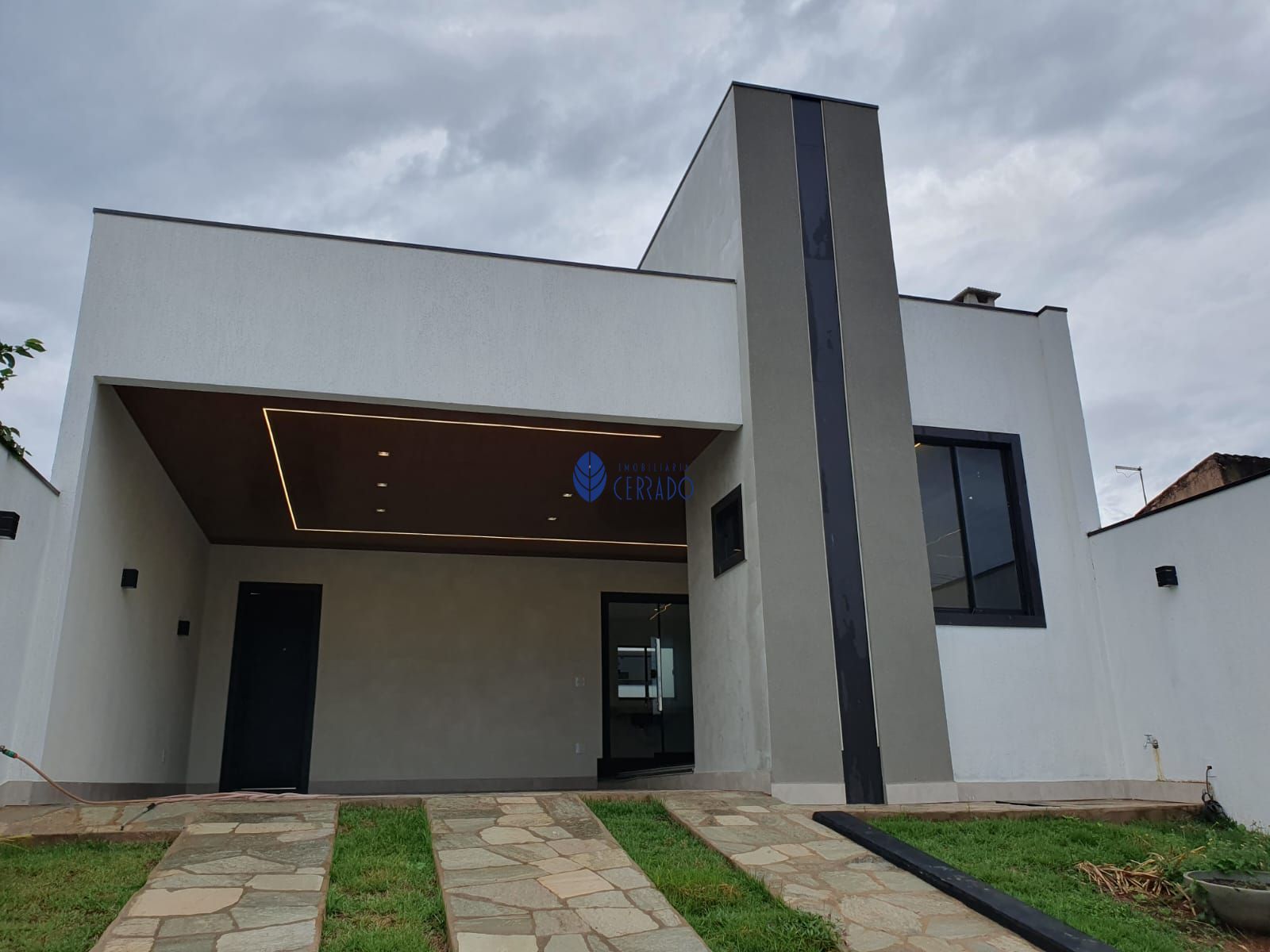 Casa moderna e arejada no jardim europa anápolis
