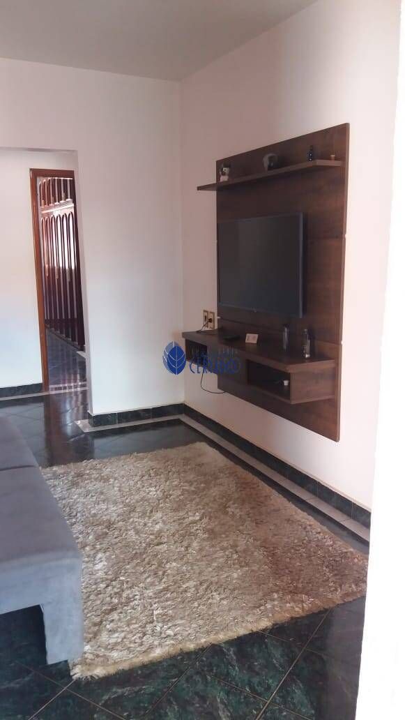 Casa de 3 quartos, 297m² no bairro São Carlos, em Anápolis | Eu Corretor