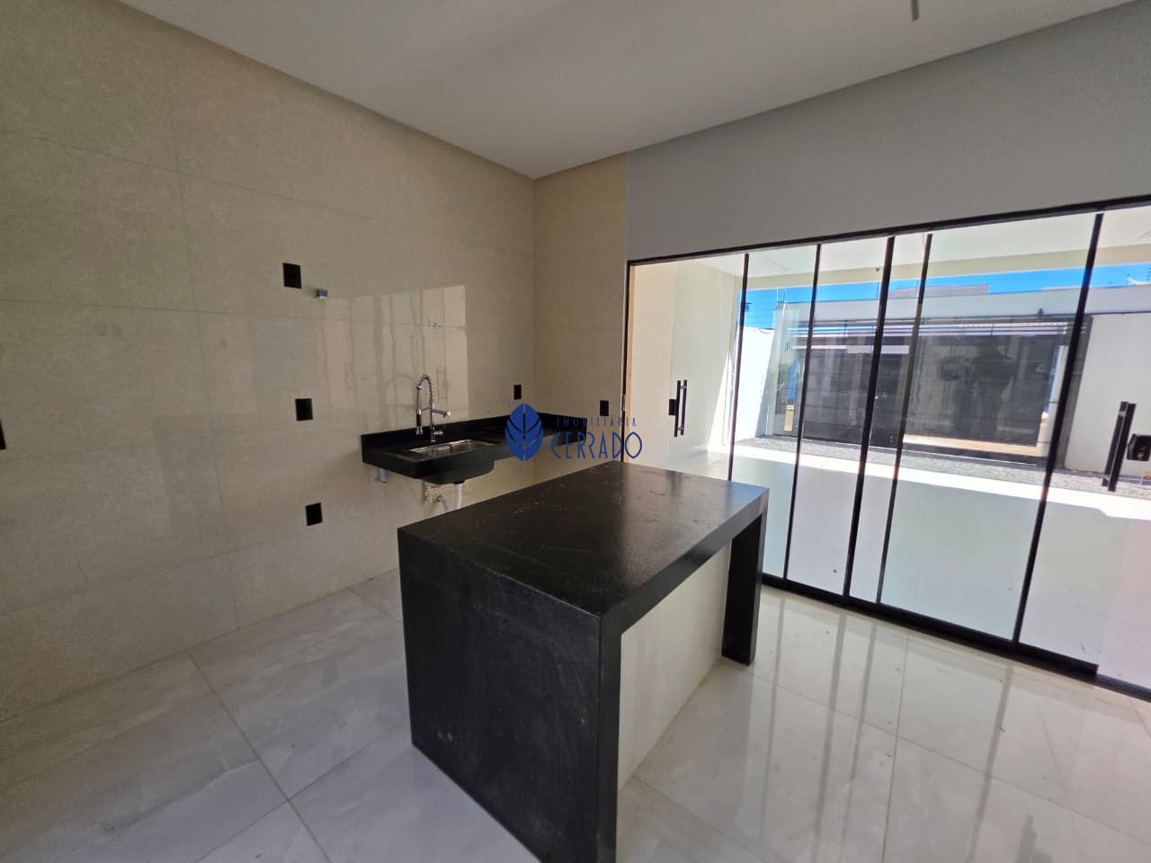 Casa à Venda no Bairro Jardim Itália – Com Piscina e Área GourmetAnápolis
