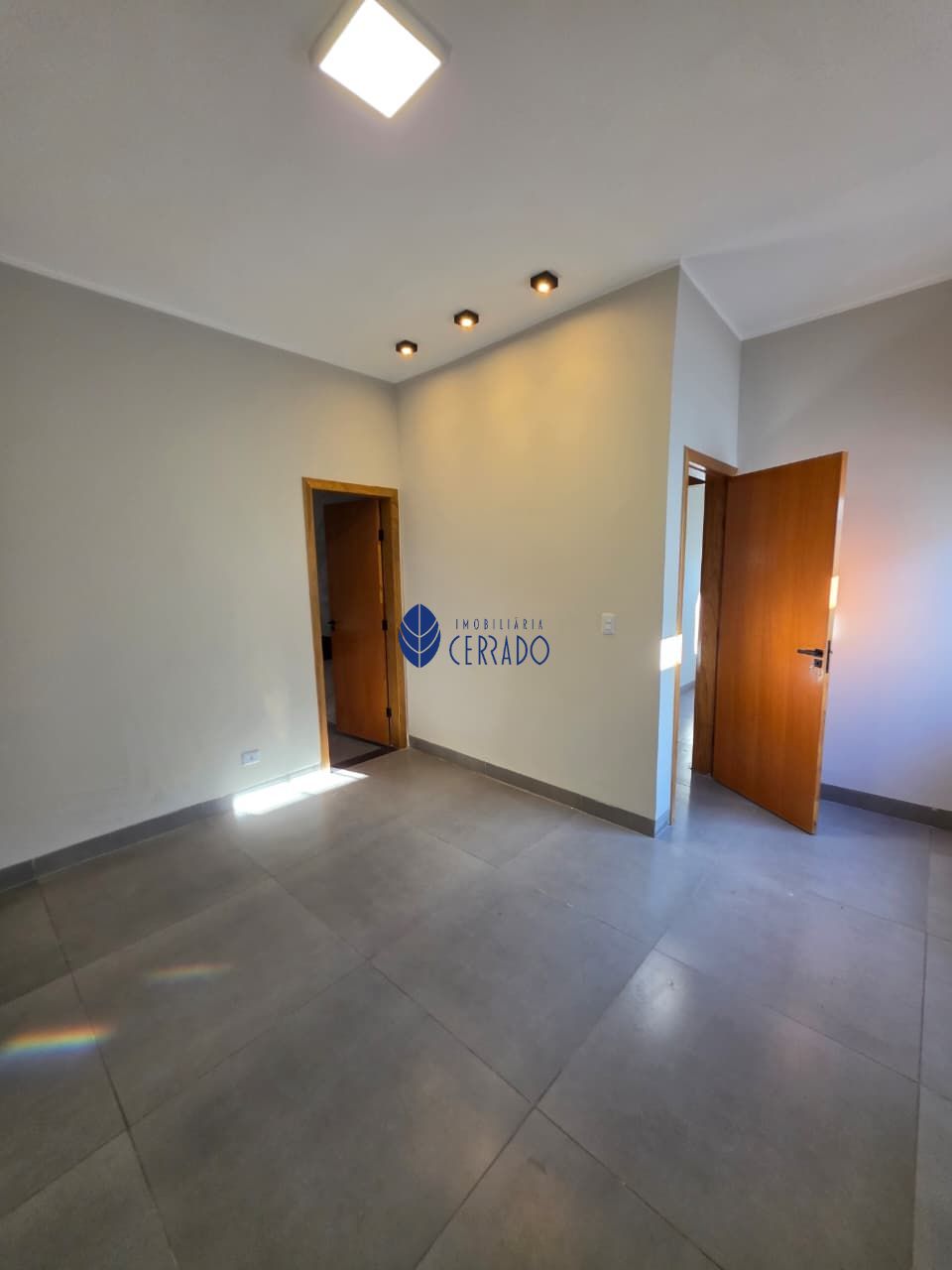 Casa à venda no jardim itália – com churrasqueira anápolis