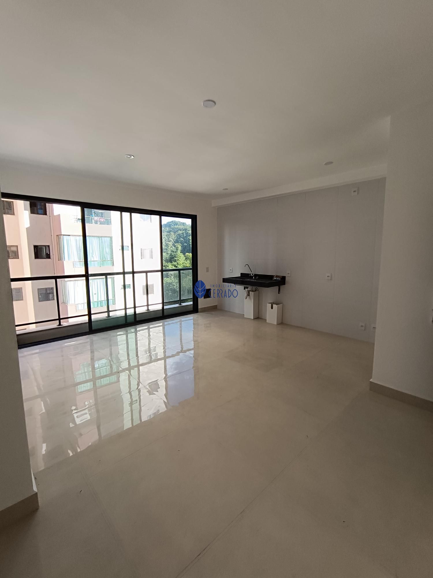 Apartamento à venda com 3 quartos, 78m² - Foto 1