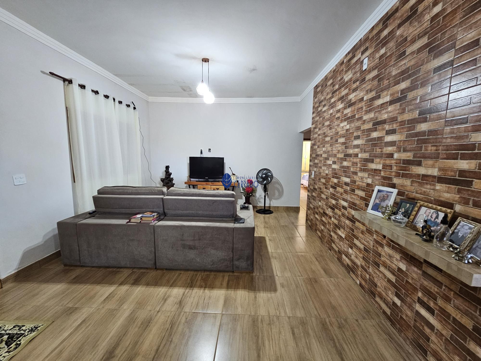 Chácara à venda com 4 quartos, 304m² - Foto 6