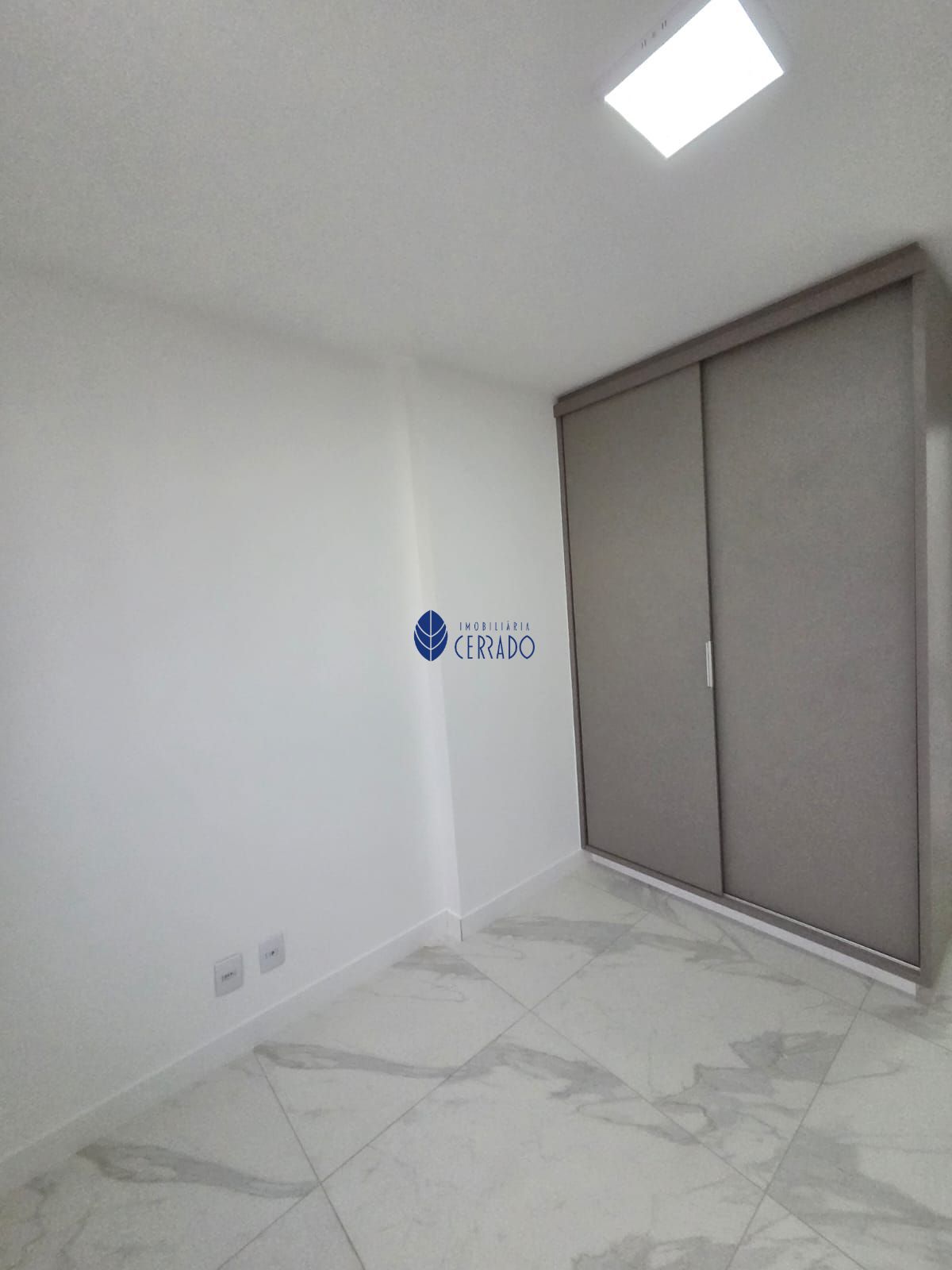 Apartamento para alugar com 2 quartos, 64m² - Foto 18