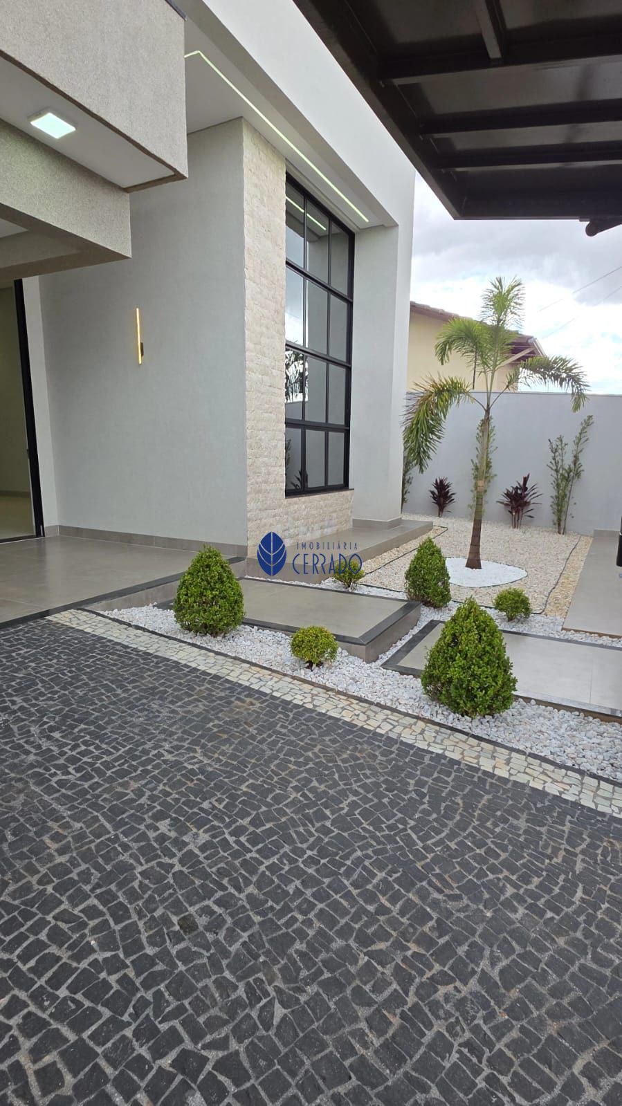 Casa, 4 quartos, 230 m² - Foto 1