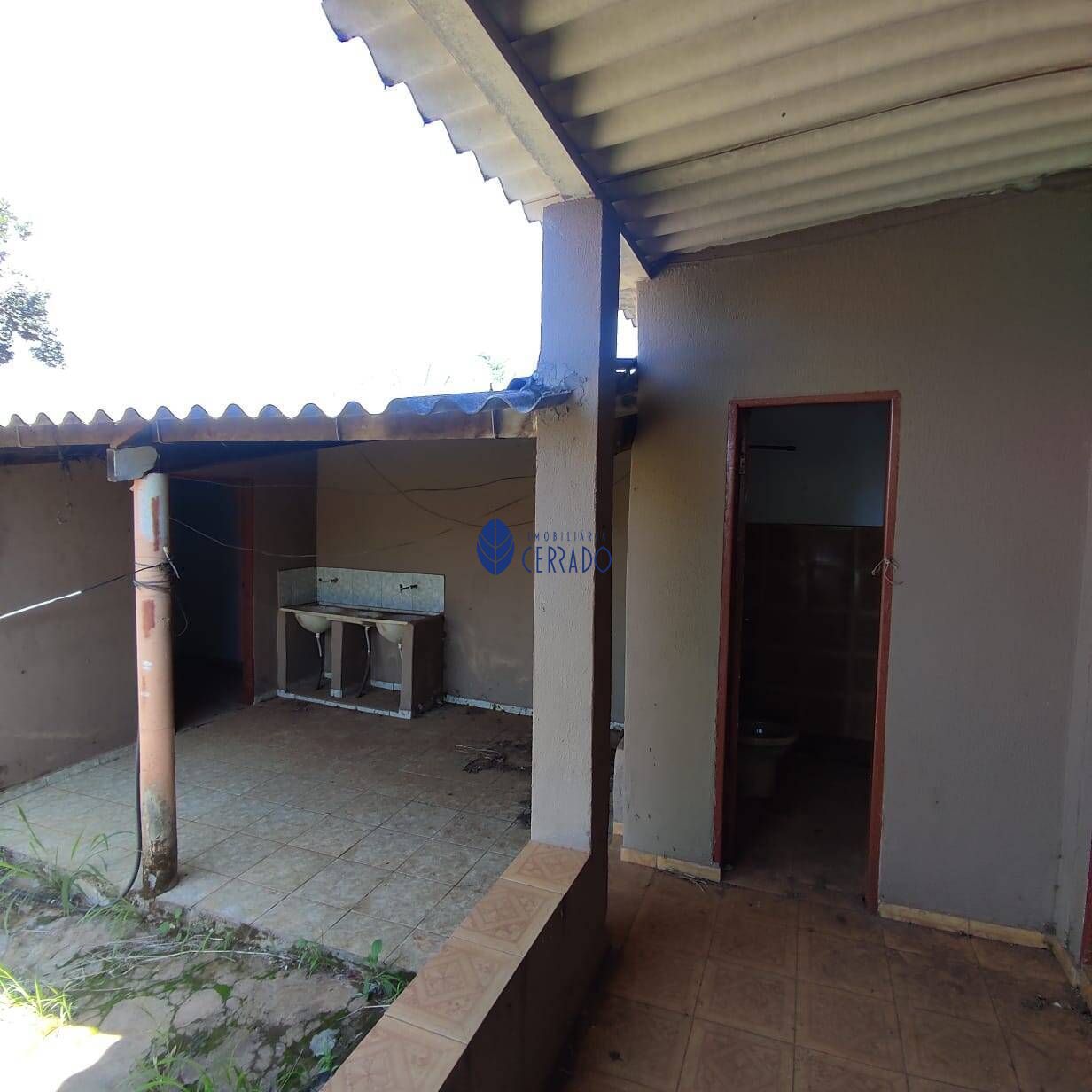 Casa com 1 Dormitórios para alugar, 80 m² por R$ 600,00 Casa com 1 Dormitórios para alugar, 80 m² por R$ 600,00