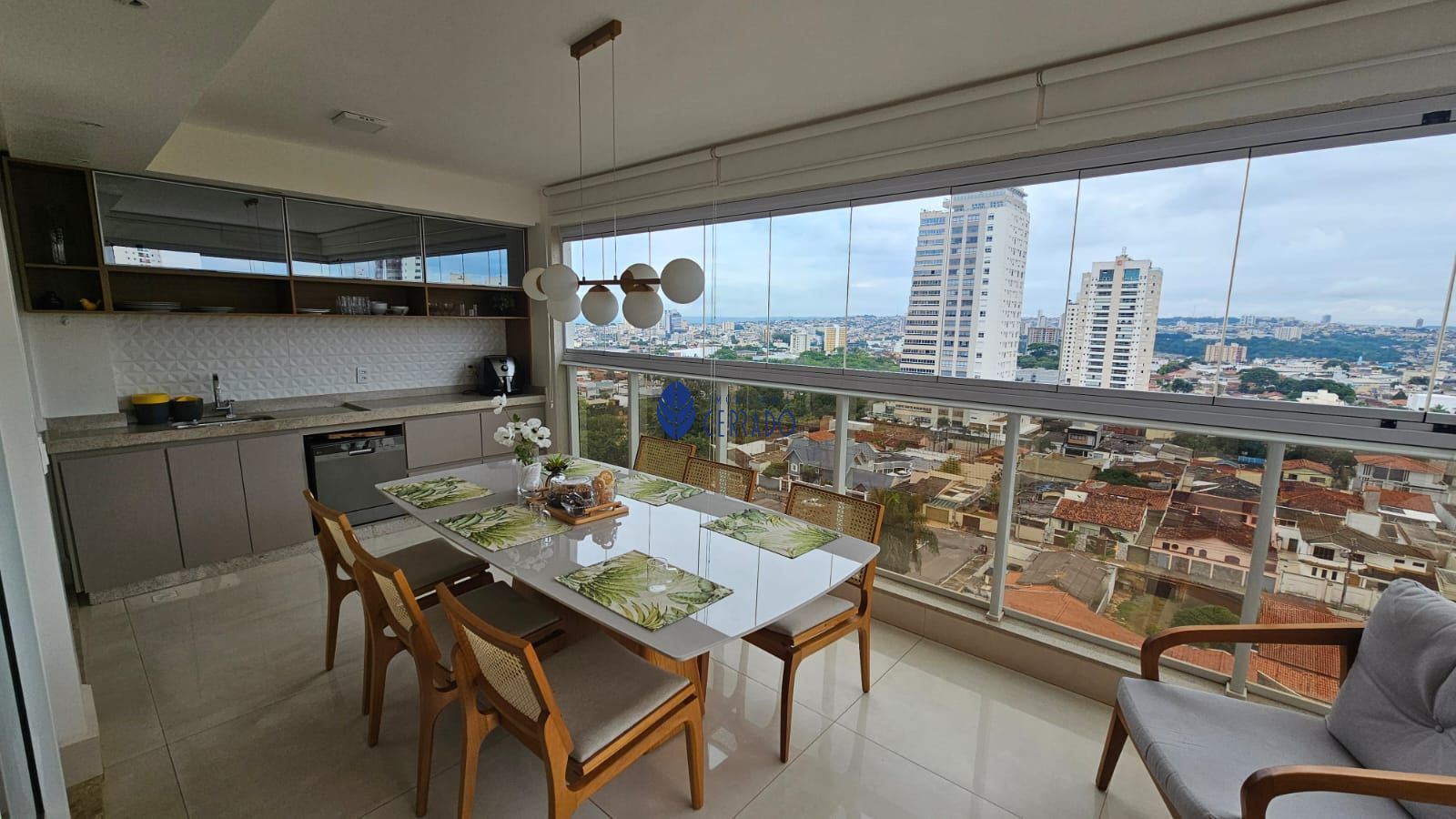 Apartamento à venda com 3 quartos, 152m² - Foto 1