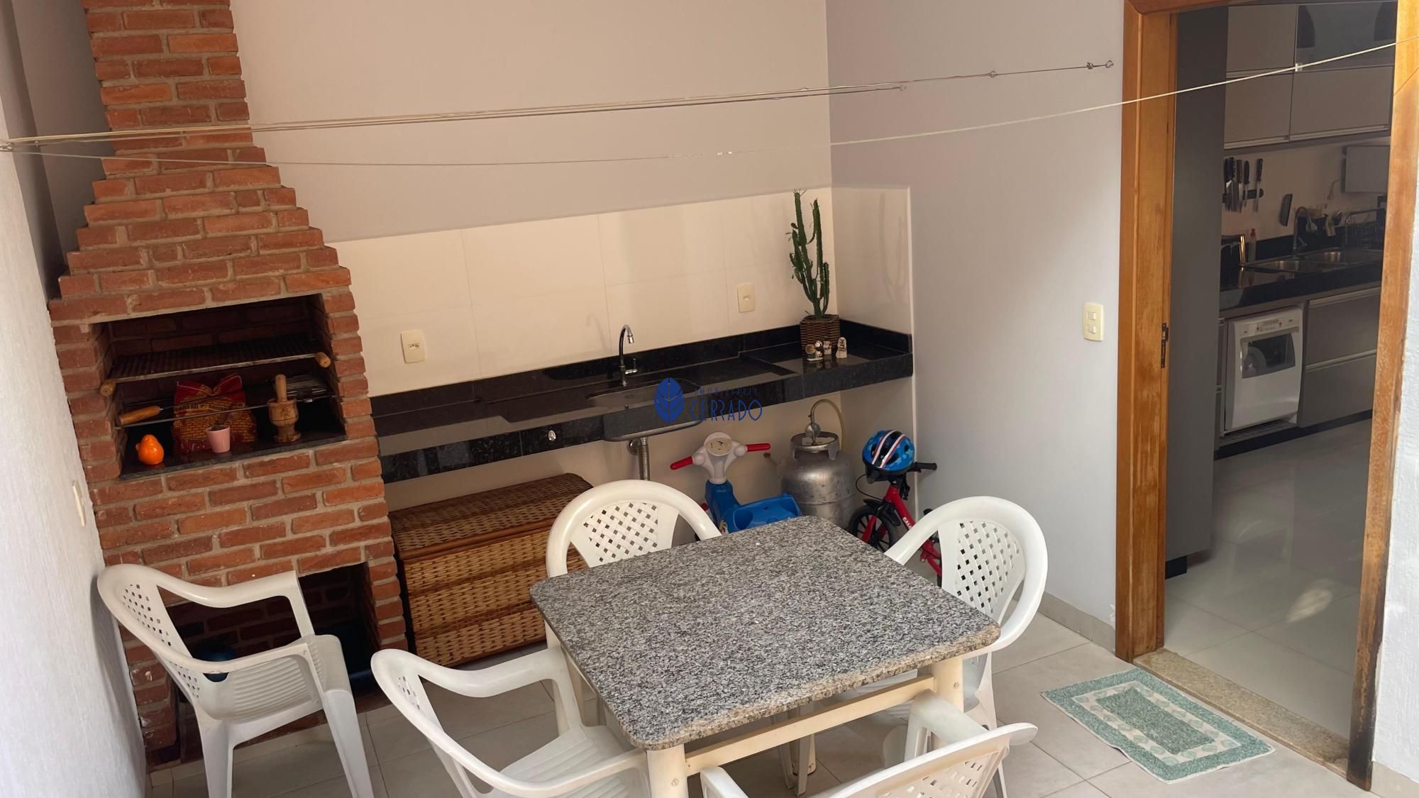 Casa à venda com 3 quartos, 130m² - Foto 15