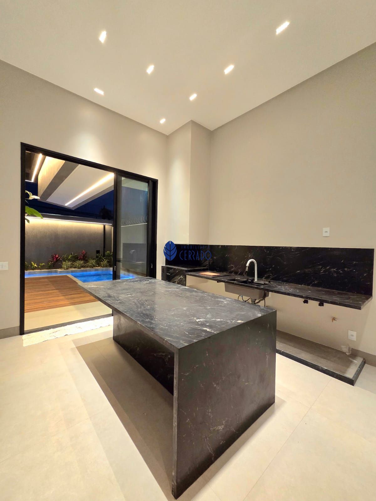 Casa, 4 quartos, 237 m² - Foto 10