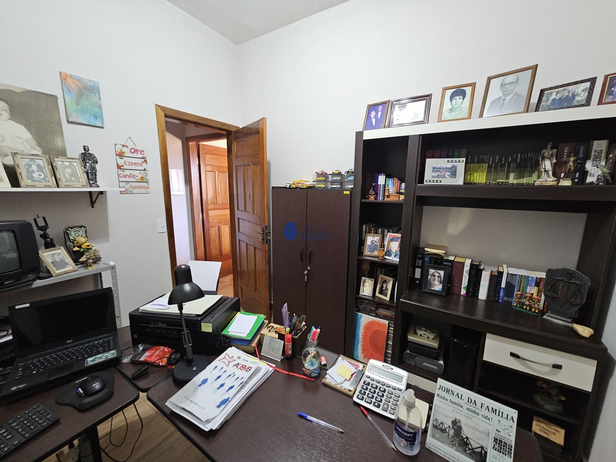 Chácara à venda com 4 quartos, 304m² - Foto 18