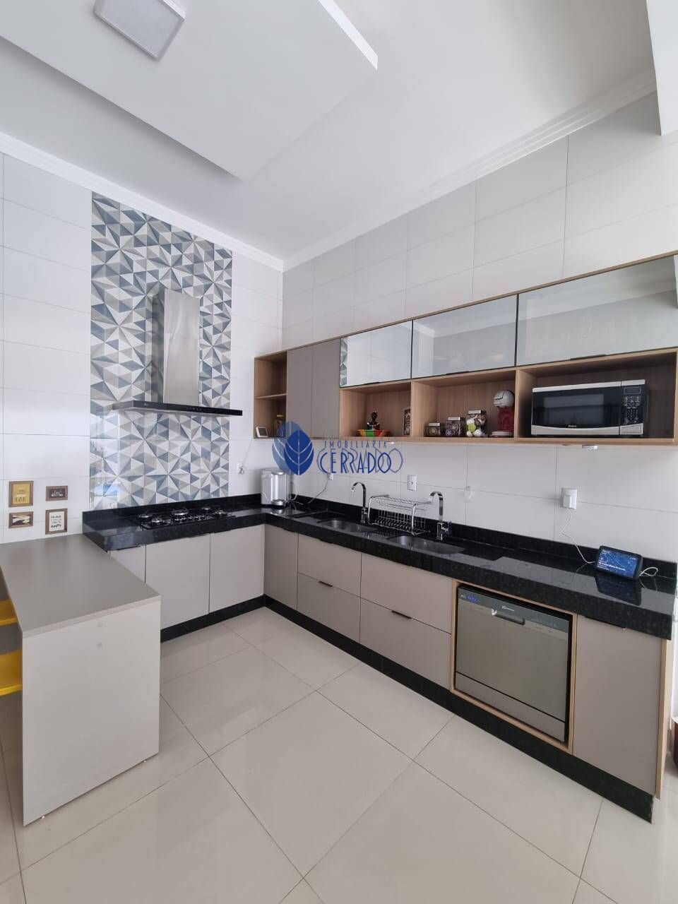 Casa com 3 Dormitórios à venda, 171 m² por R$ 799.990,00