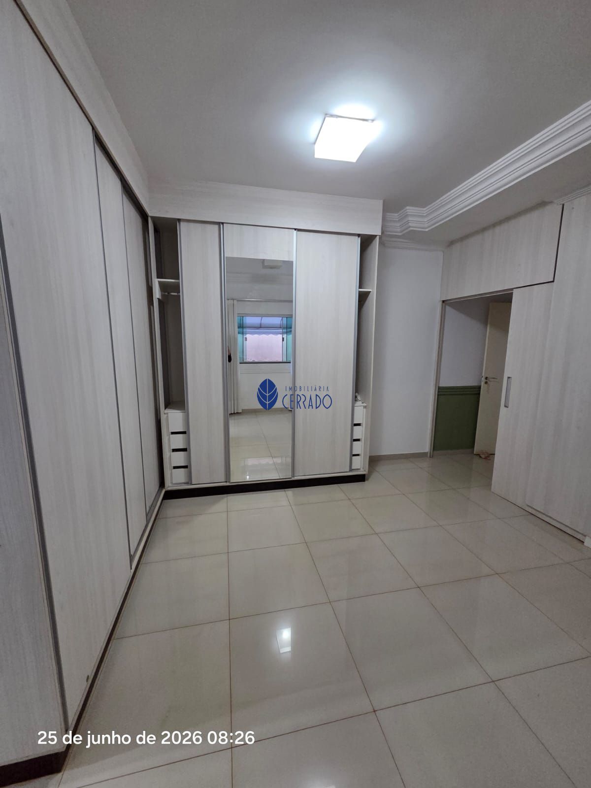 Casa à venda no anápolis city – exclusividade e segurança em