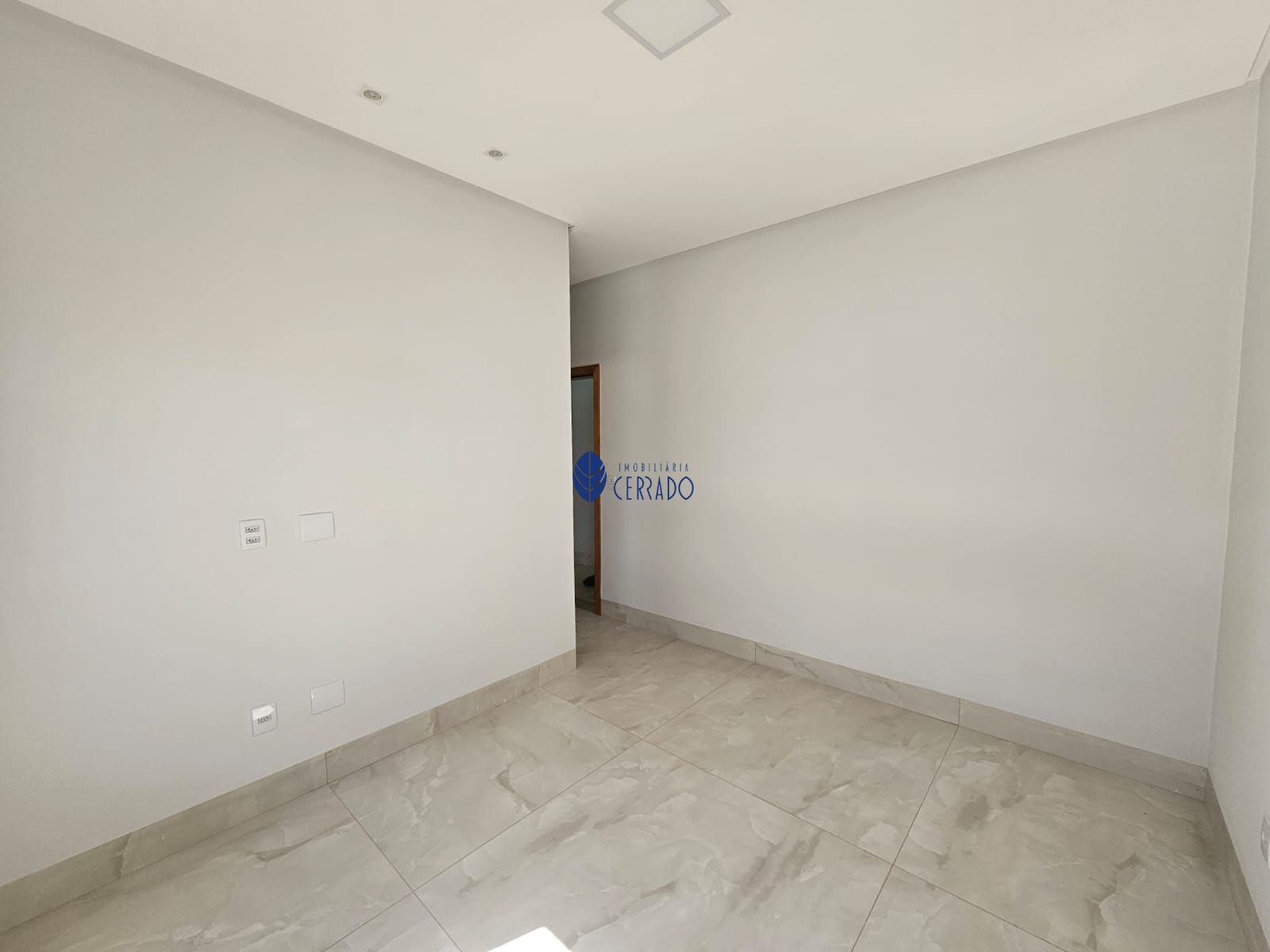 Casa em condomínio com 4 Dormitórios à venda, 312 m² por R$ 2.400.000,00