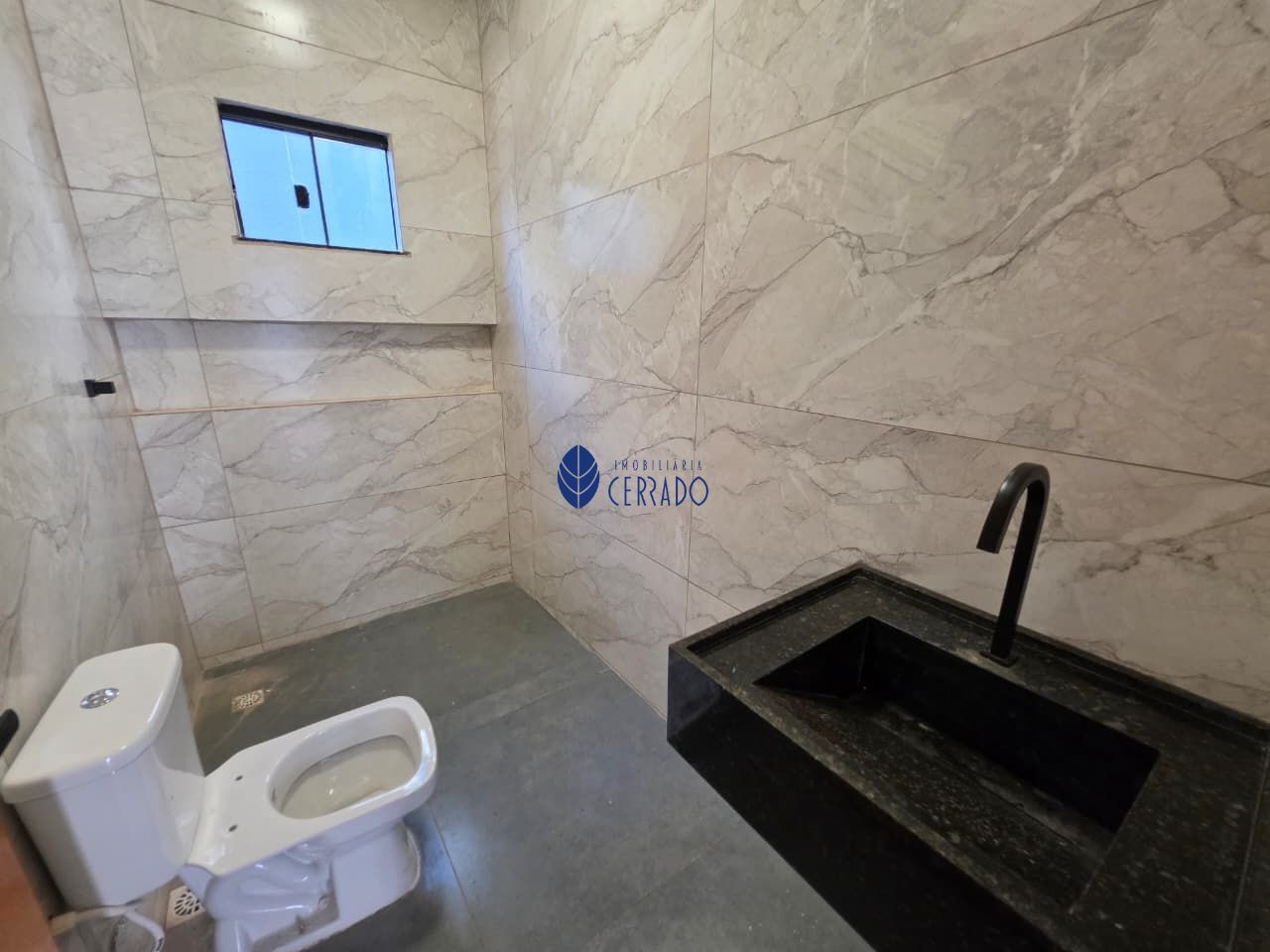 Casa à venda no jardim itália – com churrasqueira anápolis