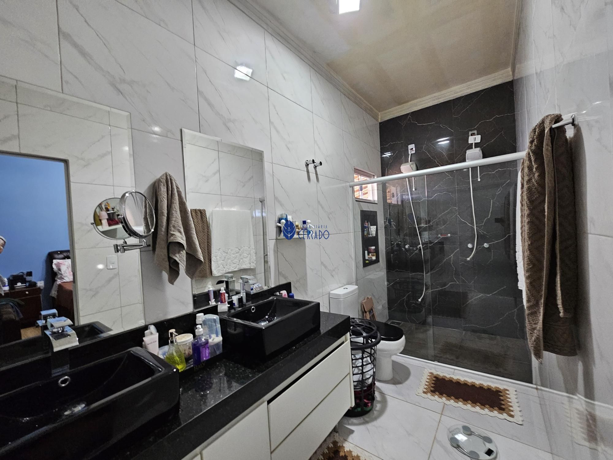 Chácara à venda com 4 quartos, 304m² - Foto 20