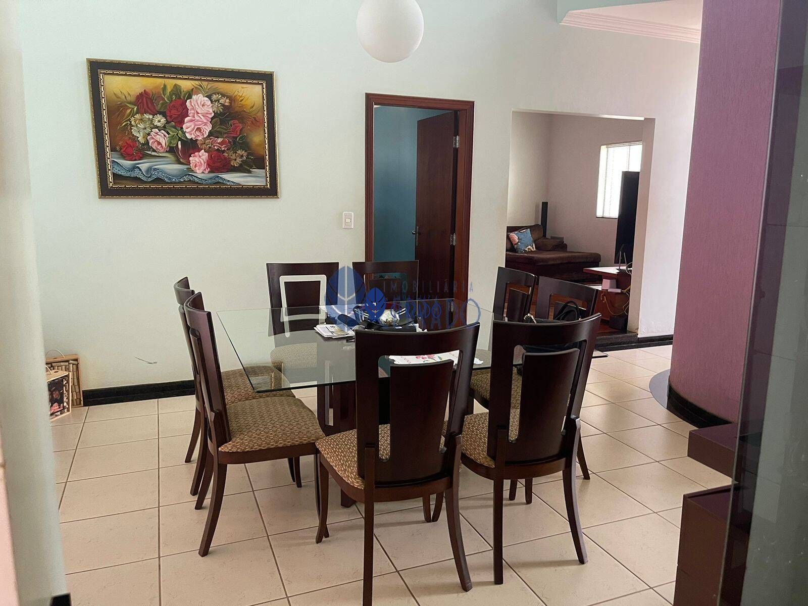 Sobrado com 3 Dormitórios à venda, 340 m² por R$ 950.000,00