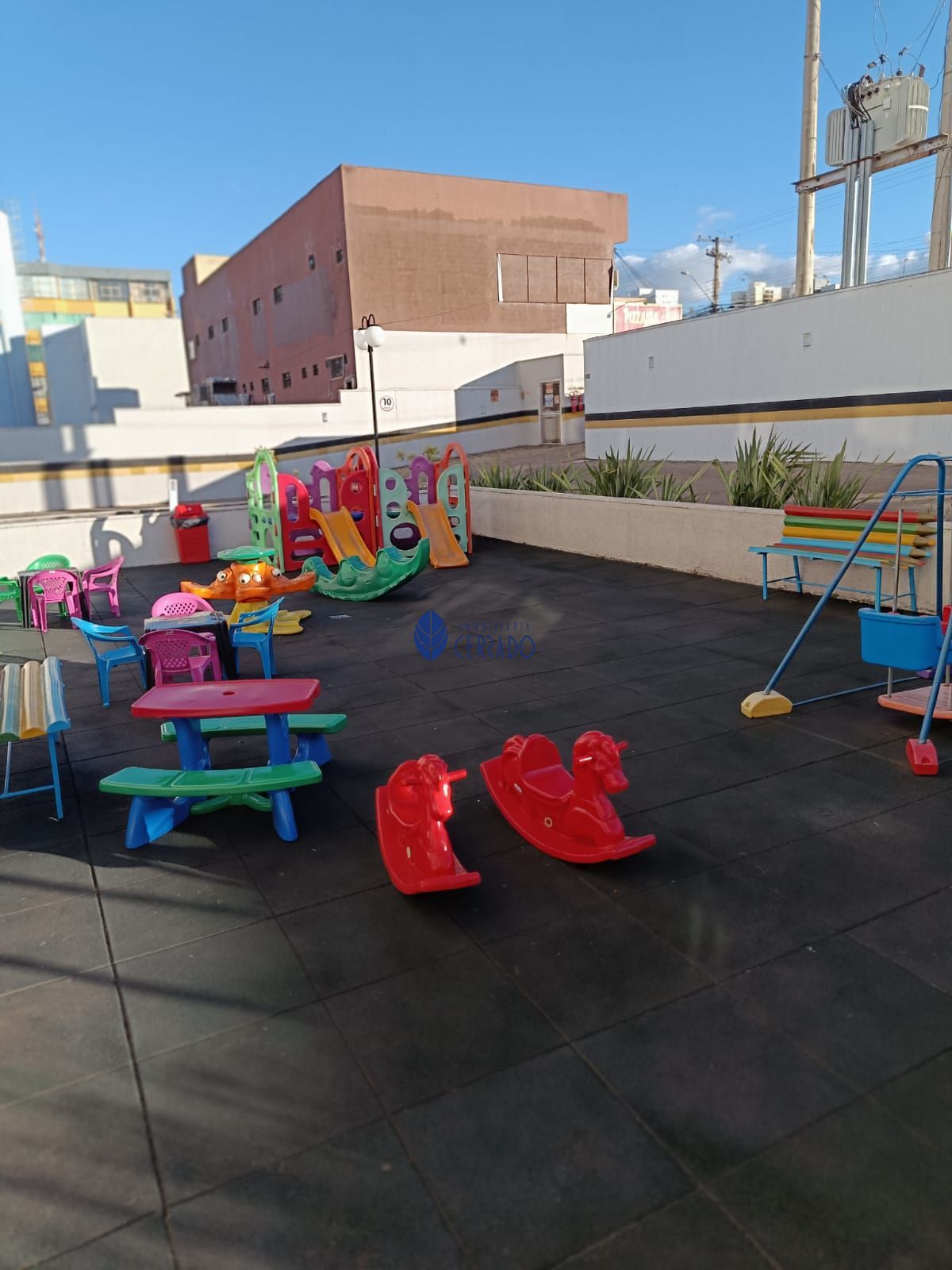 Apartamento para alugar com 2 quartos, 60m² - Foto 22